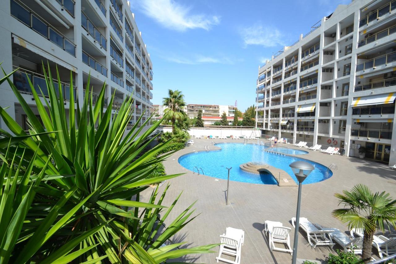 Royal Apartments Salou Esterno foto